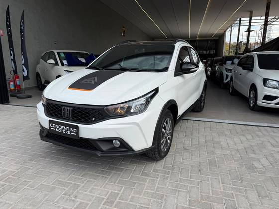 FIAT ARGO 1.3 FIREFLY FLEX TREKKING CVT FIAT ARGO 1.3 FIREFLY FLEX TREKKING CVT